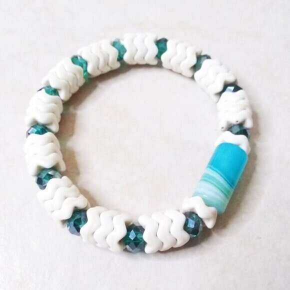 Boho Aqua + Teal! Agate, Crystal & Natural Howlite Beads! Fits Dainty 6" Wrists - Picture 1 of 5